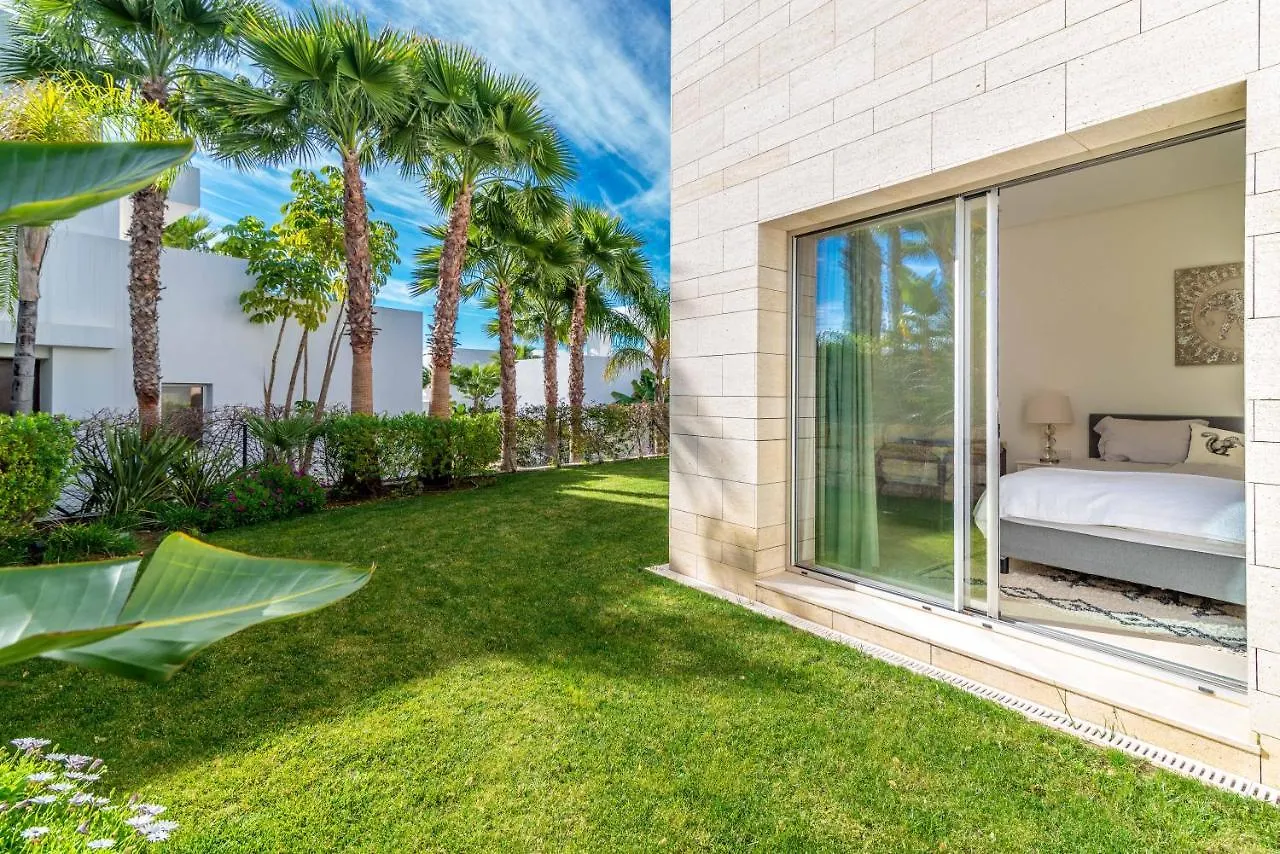 Modern And Luxurious Family Villa Close To The Beach Marbella