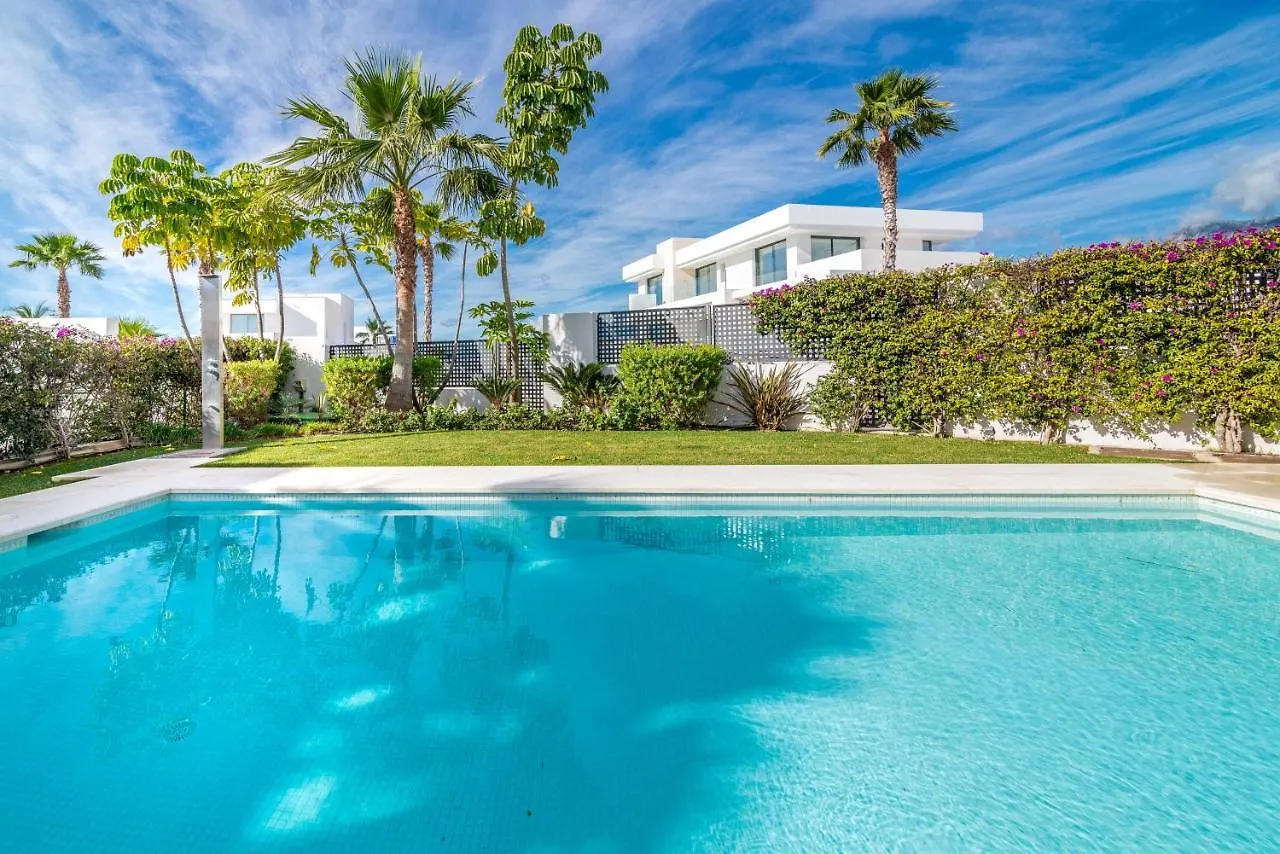 Modern And Luxurious Family Villa Close To The Beach Marbella