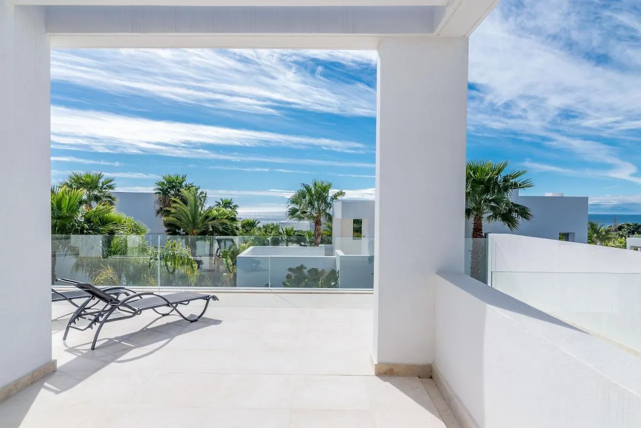 Modern And Luxurious Family Villa Close To The Beach Marbella