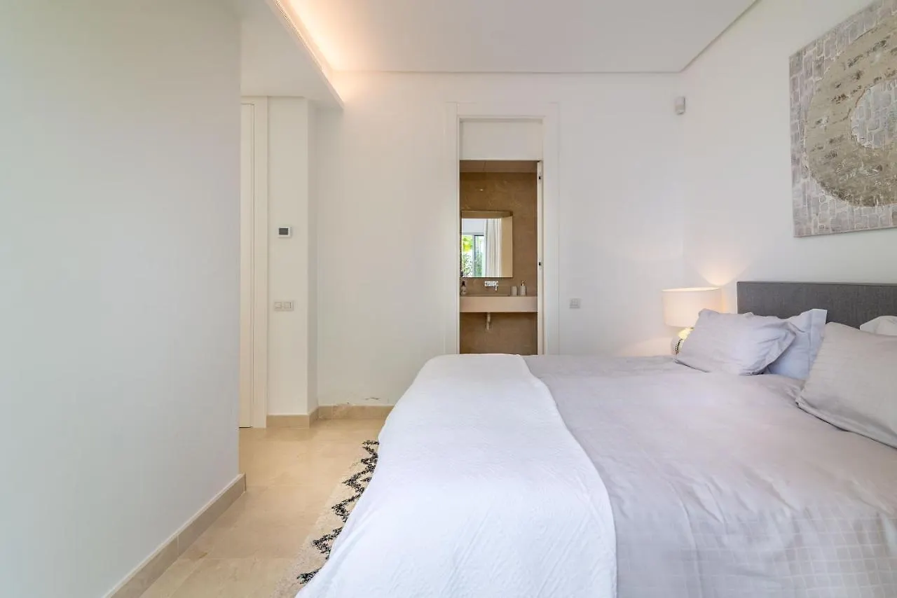 Modern And Luxurious Family Villa Close To The Beach Marbella