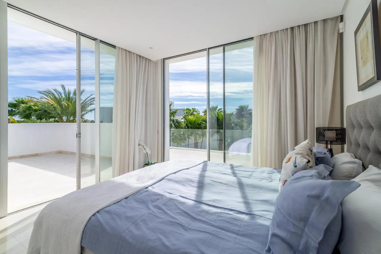 Modern And Luxurious Family Villa Close To The Beach ماربيا